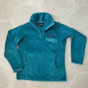 Women’s Patagonia, snap T fleece pullover, size XS, teal color